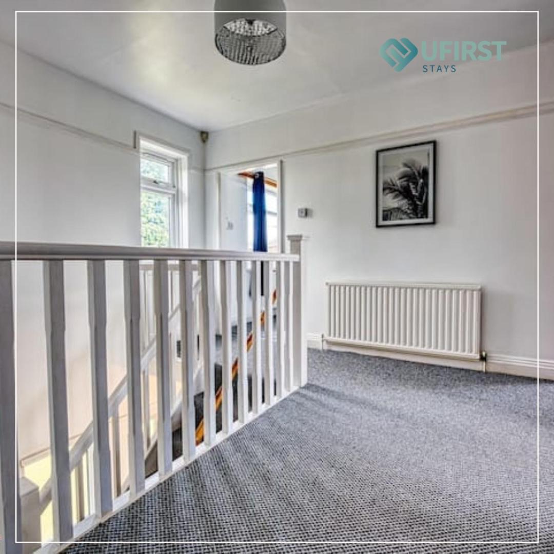Your Peaceful Escape 8-Bedroom Home In Nottingham - Near City Hospital, Sherwood & Close To City Centre * Nottingham